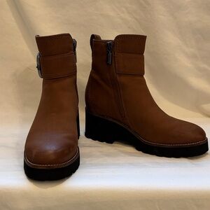 Blondo Tan Leather Ankle Boots